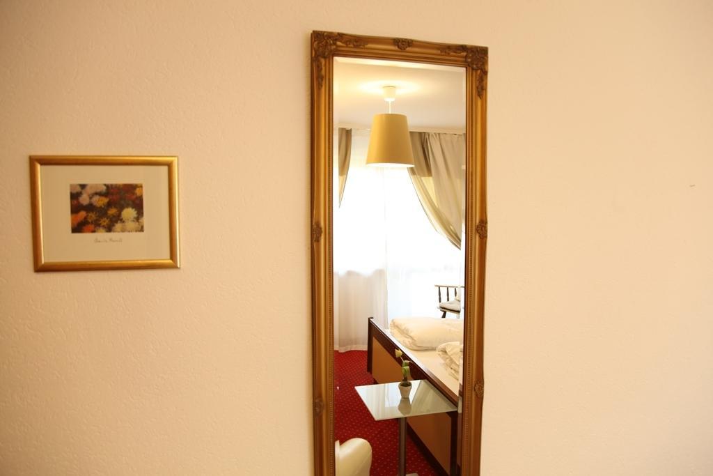 Kurhotel Wuerdinger Hof Bad Füssing Oda fotoğraf