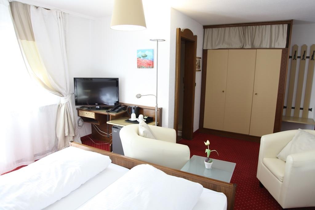Kurhotel Wuerdinger Hof Bad Füssing Oda fotoğraf