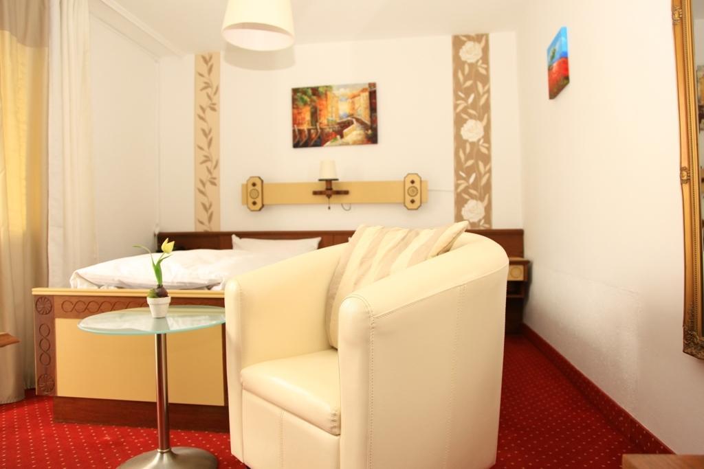 Kurhotel Wuerdinger Hof Bad Füssing Oda fotoğraf