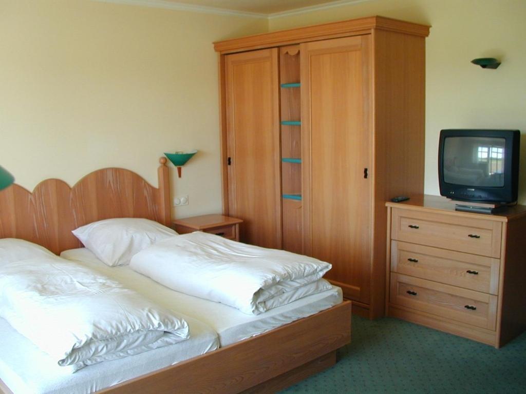 Kurhotel Wuerdinger Hof Bad Füssing Oda fotoğraf